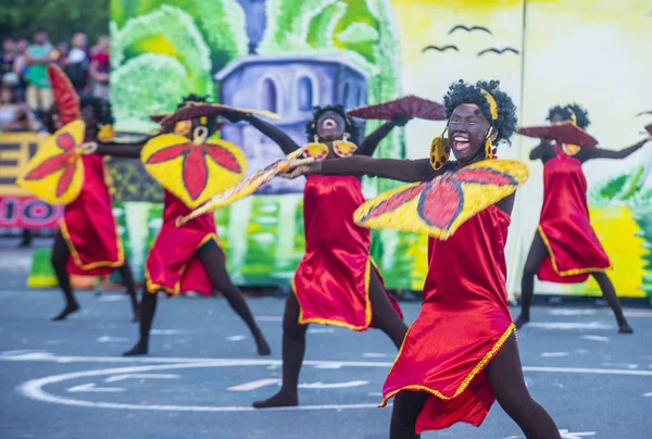 Manila Filipinas Abril Participantes Festa Aliwan Manila Filipinas Abril 2018 — Fotografia de Stock