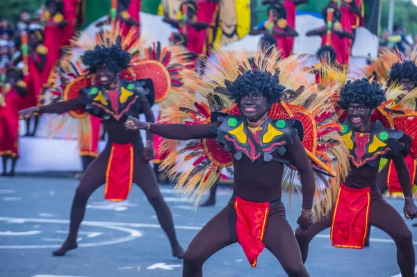 Manila Philippines Апреля Участники Фиесты Aliwan Маниле Филиппины Апреля 2018 — стоковое фото