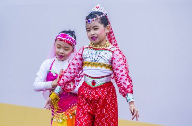 Seoul - 10 Mayıs: Katılımcılar bir kültür performans Lotus Lantern Festivali Seul, Kore üzerinde 10 Mayıs 2018 sırasında festivalin bir Buda'nın Doğum kutlamasıdır