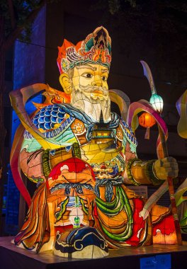 Seoul - 11 Mayıs: 11 Mayıs 2018 tarihinde Seoul Korea içinde Lotus fener Festival renkli fener dekorasyon cheonggyecheon akışı. Festival Buda'nın Doğum kutlamasıdır