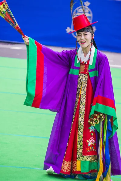 Seoul Maggio Partecipante Uno Spettacolo Culturale Durante Lotus Lantern Festival — Foto Stock