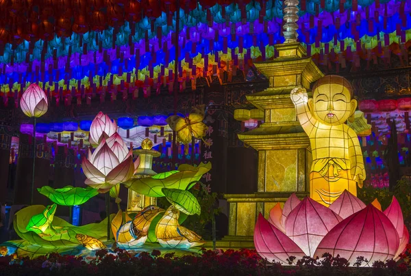 Seúl Mayo Colorida Decoración Linternas Templo Jogyesa Durante Festival Linternas —  Fotos de Stock