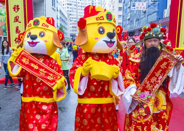 3月04日 2018年3月04日在香港第十四大角咀庙会的参加者 庙会是一年一度举办的中国文化盛会 — 图库照片