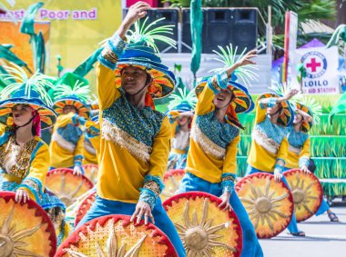 Iloilo, Filipinler - 28 Ocak: Dinagyang Festivali 28 Ocak 2018 üzerinde Iloilo Filipinler katılımcılar. Santo Nino onur dini ve kültürel festival Dinagyang olduğunu