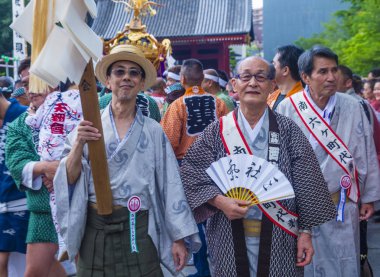 Tokyo - 19 Mayıs: Tokyo, Japonya üzerinde 19 Mayıs 2018 Kanda Matsuri katılımcılar. Kanda Matsuri Tokyo, Japonya'nın üç ana festivaller biridir