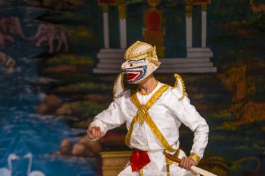 Luang Prabang, Laos - 10 Ağustos: Laos dansçı gerçekleştirmek Luang Prabang Laos Royal Bale Tiyatrosunda üzerinde 10 Ağustos 2018. 