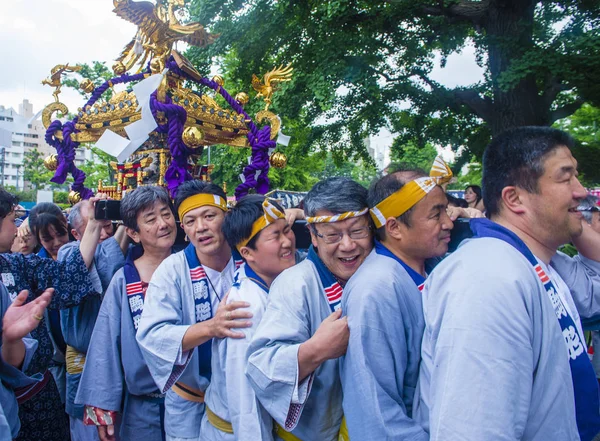 2018 日に東京都の神田祭に 参加者 神田祭は東京都の つの主要な祭りの一つです — ストック写真