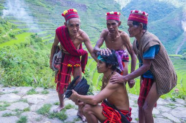 Banaue, Filipinler - Mayıs 02: Banaue 02 Mayıs 2018 Filipinler azınlıkta Ifugao insanlardan. Kuzey Filipinler dağların çoğunlukla canlı Ifugao azınlık