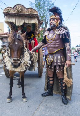 Boac, Filipinler - 30 Mart: Katılımcı Boac Marinduque adası Filipinler Moriones Festivali. Anualy kutsal hafta düzenlenen Moriones Festivali 