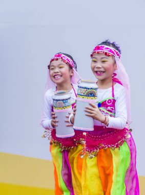 Seoul - 10 Mayıs: Katılımcılar bir kültür performans Lotus Lantern Festivali Seul, Kore üzerinde 10 Mayıs 2018 sırasında festivalin bir Buda'nın Doğum kutlamasıdır