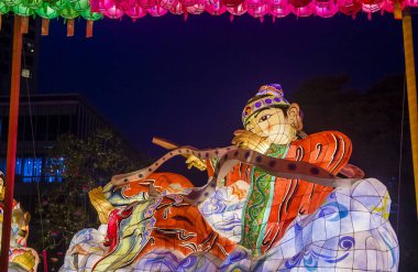 Seoul - 11 Mayıs: 11 Mayıs 2018 tarihinde Seoul Korea içinde Lotus fener Festival renkli fener dekorasyon Jogyesa Tapınağı'nda. Festival Buda'nın Doğum kutlamasıdır