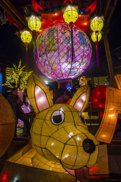 Taipei Feb Decorazioni Cinesi Capodanno Nel Tempio Longshan Taipei Taiwan — Foto Stock