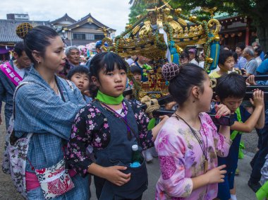 Tokyo - 19 Mayıs: Tokyo, Japonya üzerinde 19 Mayıs 2018 Kanda Matsuri katılımcılar. Kanda Matsuri Tokyo, Japonya'nın üç ana festivaller biridir