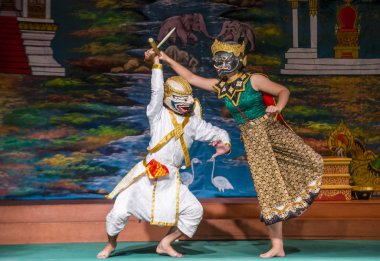 Luang Prabang, Laos - 10 Ağustos: Laos dansçılar Kraliyet Bale Tiyatrosu Luang Prabang Laos üzerinde 10 Ağustos 2018 gerçekleştirmek. 