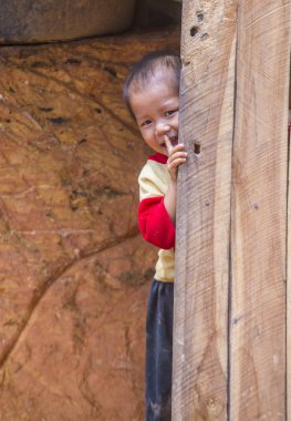 Bam Phoansa At, Laos - Ağustos 14: Laos çocuk için köyde Bam Phoansa, Laos üzerinde 14 Ağustos 2018. Laos hayatımızda köylerde nüfusun neredeyse yüzde 70'i 