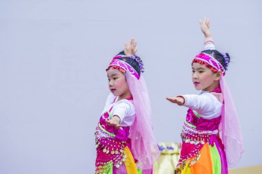 Seoul - 10 Mayıs: Katılımcılar bir kültür performans Lotus Lantern Festivali Seul, Kore üzerinde 10 Mayıs 2018 sırasında festivalin bir Buda'nın Doğum kutlamasıdır