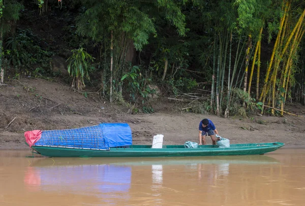 Luang Prabang Laos Ago Pescador Laosiano Río Mekong Luang Prabang —  Fotos de Stock