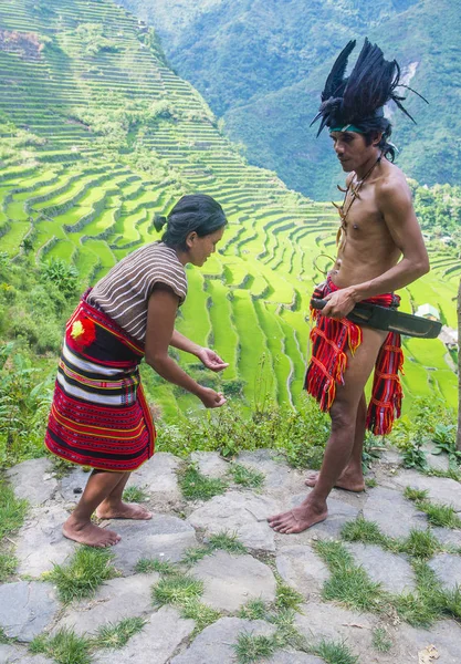 Banaue, Filipinler - Mayıs 02: Banaue 02 Mayıs 2018 Filipinler azınlıkta Ifugao insanlardan. Kuzey Filipinler dağların çoğunlukla canlı Ifugao azınlık