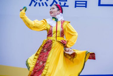 Seoul - 10 Mayıs: Katılımcı bir kültür performans Lotus Lantern Festivali Seul, Kore üzerinde 10 Mayıs 2018 sırasında festivalin bir Buda'nın Doğum kutlamasıdır