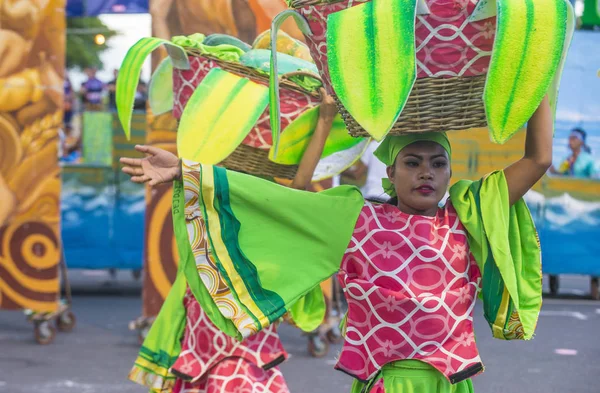 Manila Philippines Апреля Участники Фиесты Aliwan Маниле Филиппины Апреля 2018 — стоковое фото