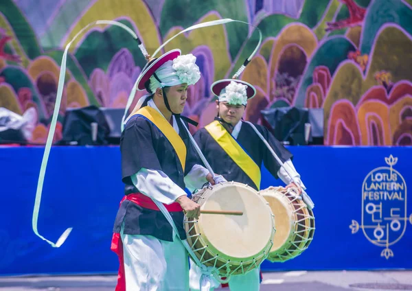 Seúl Mayo Participantes Una Presentación Cultural Durante Festival Linterna Loto — Foto de Stock