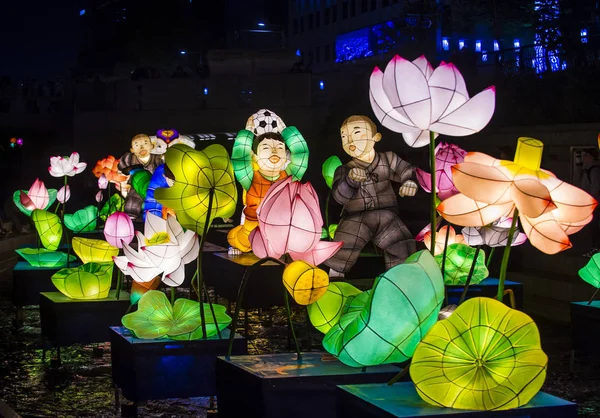 Seúl Mayo Colorida Decoración Linternas Arroyo Cheonggyecheon Durante Festival Linterna —  Fotos de Stock
