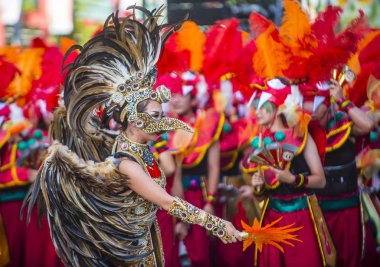 Tokyo - Ağustos 25: Katılımcılar Tokyo Japonya üzerinde 25 Ağustos 2018 Asakusa samba karnaval. Büyük Kuzey yarımkürede türünün Asakusa samba karnaval. 