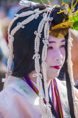 Kyoto - 15 Mayıs: Aoi Matsuri katılımcısı Kyoto, Japonya üzerinde 15 Mayıs 2018. AOI Mastsuri tarihlerinde Kyoto, Japonya'da üç ana yıllık festivaller biridir