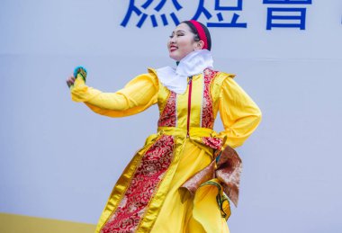 Seoul - 10 Mayıs: Katılımcı bir kültür performans Lotus Lantern Festivali Seul, Kore üzerinde 10 Mayıs 2018 sırasında festivalin bir Buda'nın Doğum kutlamasıdır