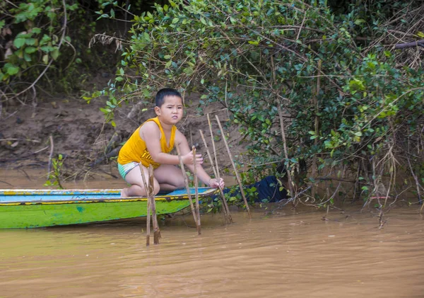 Luang Prabang Laos Aug Laotiaanse Visser Aan Mekong Rivier Luang — Stockfoto