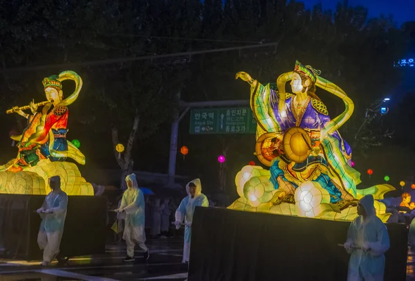 Сеул Мая Участники Парада Время Фестиваля Lotus Lantern Festival Сеуле — стоковое фото