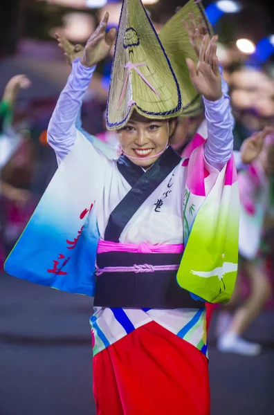 8月26日 2018年8月26日在日本东京参加阿瓦奥多里节 奥多里是日本最大的舞蹈节 — 图库照片