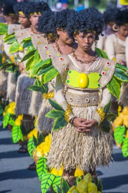 Manila, Filipinler - 27 Nisan: Aliwan fiesta üzerinde 27 Nisan 2018 Manila Filipinler katılımcılar. Aliwan Fiesta farklı kültürel festivaller Filipinler toplar yıllık bir olaydır