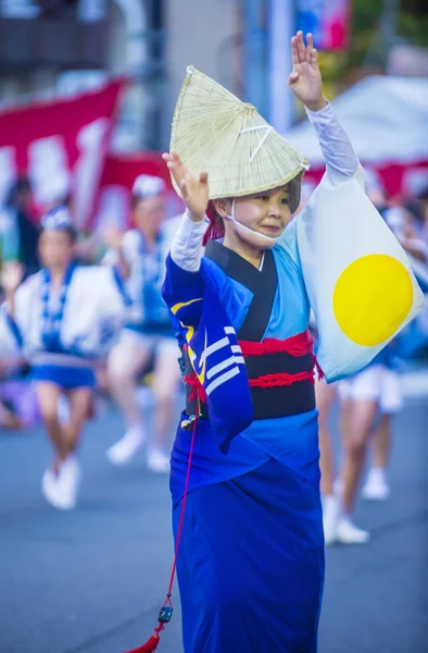 8月26日 2018年8月26日在日本东京参加阿瓦奥多里节 奥多里是日本最大的舞蹈节 — 图库照片