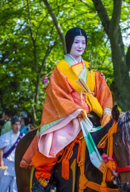 Kyoto - 15 Mayıs: Aoi Matsuri katılımcısı Kyoto, Japonya üzerinde 15 Mayıs 2018. AOI Mastsuri tarihlerinde Kyoto, Japonya'da üç ana yıllık festivaller biridir