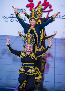 Andong, Kore - Ekim 02: dansçılar dans groupe Malezya Anak seni Asya'dan gerçekleştirmek üzerinde 02 Ekim 2018 Andong Güney Kore'de düzenlenen Maskdance Festivali