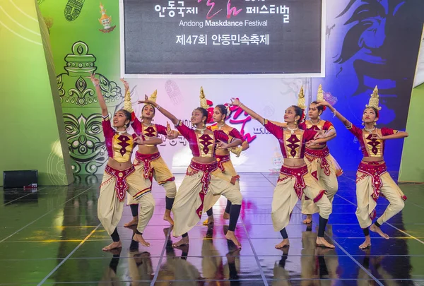 Andong South Korea Oct Dançarinos Rilankan Hillwood College Dance Troupe — Fotografia de Stock