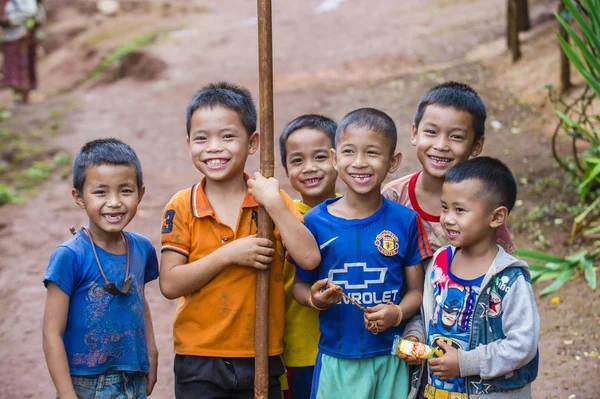 Bam Phoansa Laos Aug Laotiska Barn Från Byn Bam Phoansa — Stockfoto