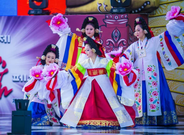 Andong Zuid Korea Okt Koreaanse Folk Dansers Voeren Het Maskdance — Stockfoto