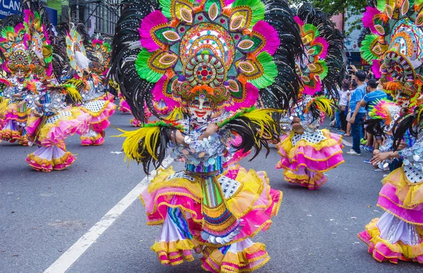 Bacolod Filippinerna Okt Deltagare Masskara Festival Bacolod Filippinerna Oktober 2018 — Stockfoto