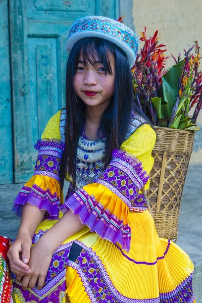 Dong Van Vietnam Sep Meisje Van Hmong Minderheid Een Dorpje — Stockfoto