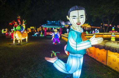 Alışkanlıklar, Güney Kore - Ekim 07: renkli fener dekorasyon sırasında 07 Ekim 2018 alışkanlıklar Lantern Festivali alışkanlıklar, Güney Kore  