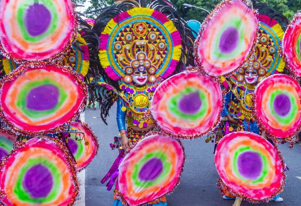 バコロド フィリピン 2018 日にバコロド フィリピン Masskara 祭りに参加 Masskara 月の第 日曜日に行われるです — ストック写真