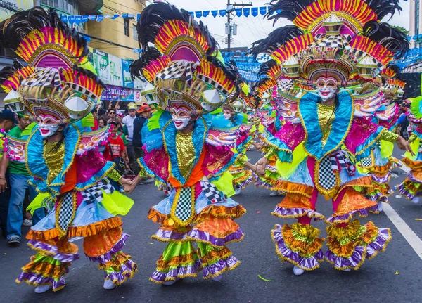 バコロド フィリピン 2018 日にバコロド フィリピン Masskara 祭りに参加 Masskara 月の第 日曜日に行われるです — ストック写真