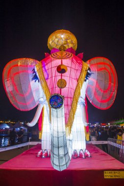 Alışkanlıklar, Güney Kore - Ekim 07: renkli fener dekorasyon sırasında 07 Ekim 2018 alışkanlıklar Lantern Festivali alışkanlıklar, Güney Kore  