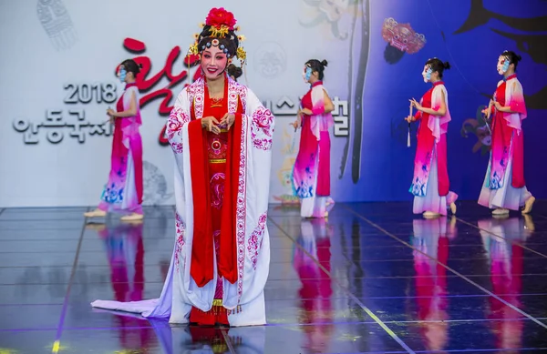 Andong Corea Del Sur Oct Bailarines Chinos Actúan Festival Maskdance —  Fotos de Stock