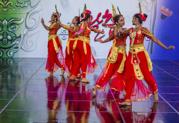 Andong Νότια Κορέα Αυγ Srilankan Χορευτές Από Hillwood College Χορευτικά — Φωτογραφία Αρχείου
