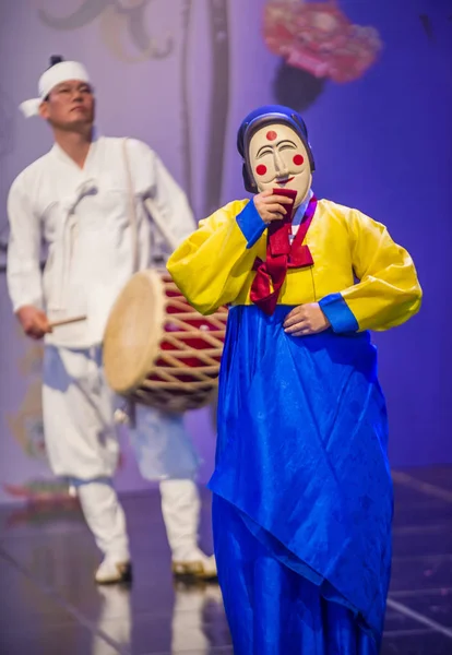 Andong Південна Корея Жовтень Корейська Народних Танцюристів Виконувати Maskdance Фестивалі — стокове фото