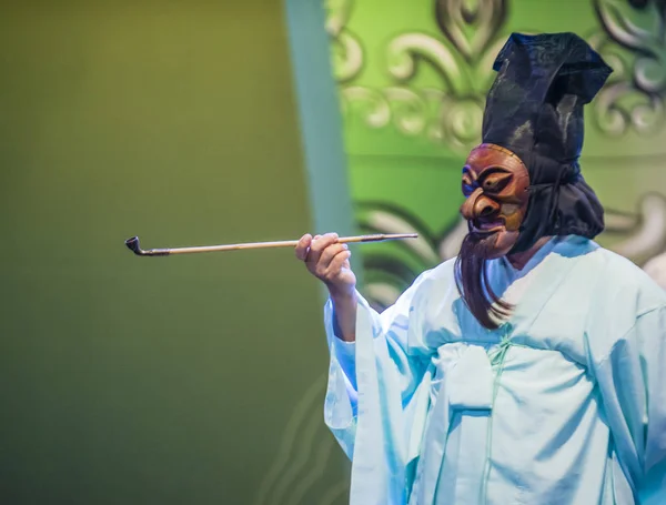 安東は Oct 韓国の民族のダンサーを 2018 日に安東韓国東国際仮面舞フェスティバルで実行します — ストック写真