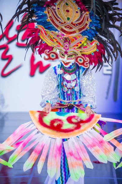 Andong Korea Południowa Paź Filipiński Tancerka Masskara Festiwal Bacolod Występu — Zdjęcie stockowe